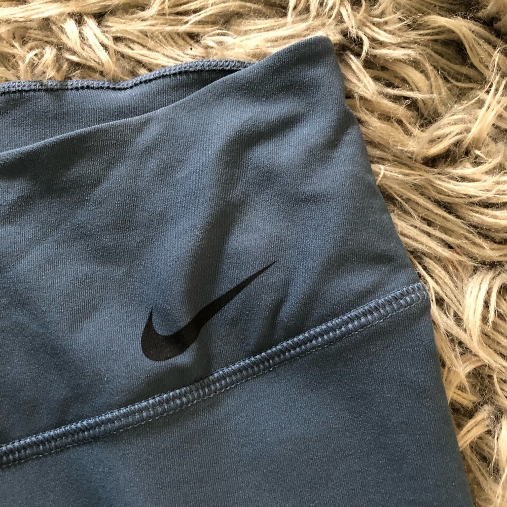 Nike “Just Do it” leggings - Picture 4 of 7